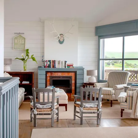 別荘 Wishome-casa De Cuento En La Playa De Oyambre, Comillas