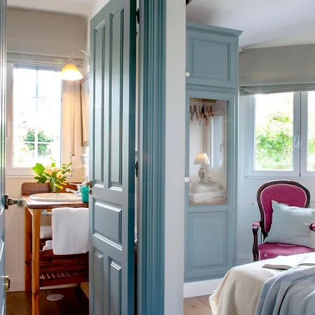 Holiday home Wishome-casa De Cuento En La Playa De Oyambre, Comillas